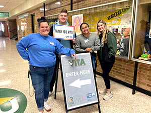 Case High School VITA volunteers